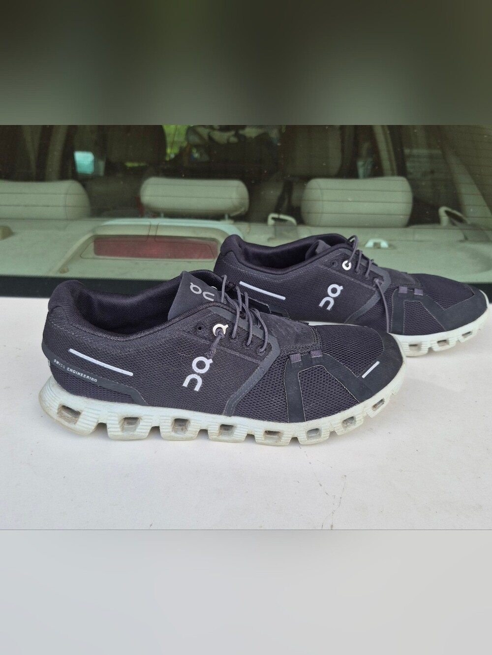 Women's On Cloud Shoes Size 10